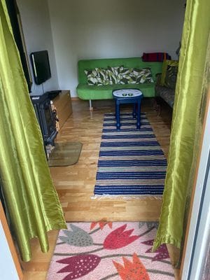 Del i charmigt gårdshus intill Östersjön - Bild 11