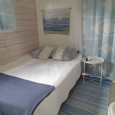 Fint hus med egen brygga . - Bild 9