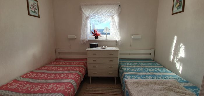 Havsnära sommarstuga i familjevänliga Grimsholmen - Bild 6