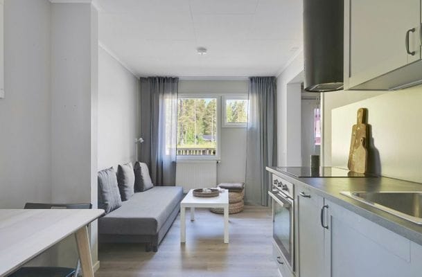 Sommaridyll på Adelsö: modern stuga nära Mälaren - Bild 19