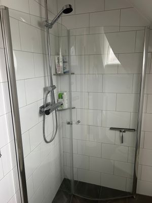 Nyrenoverat hus i charmiga Torekov - Bild 10