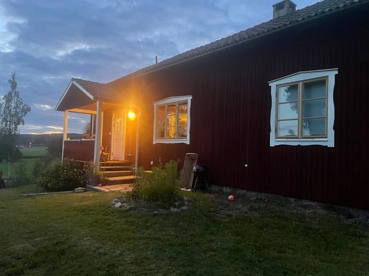 Nyrenoverad stuga i orsa Hansjö - Bild 2