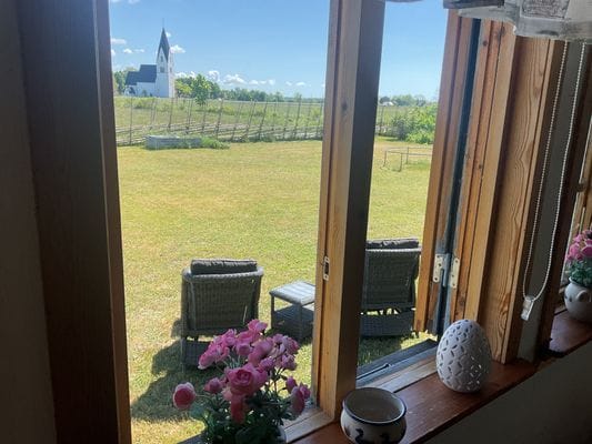 Familjevänlig Stuga i Tofta, fullt utr.& stor tomt - Bild 9