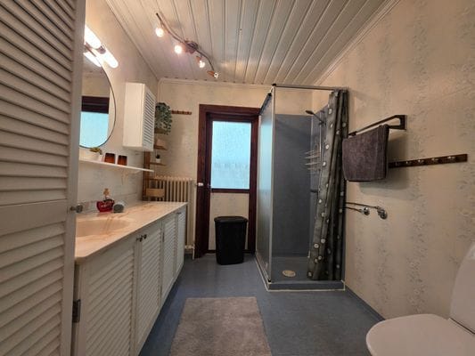 Hus Norrbotten – Rymligt hus nära Storforsen - Bild 47