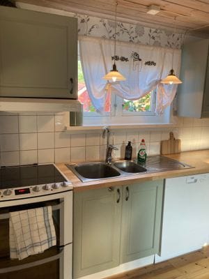 Enkel stuga med bullerby-känsla. Dalarna miniatyr - Bild 6