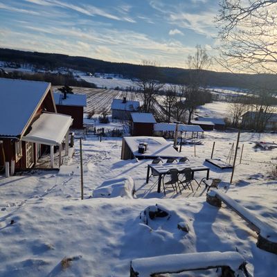 Lantlig stuga med utsikt - Bild 11