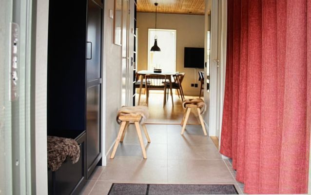 MODERN MYSIG STUGA MITT I FJÄLLANLÄGGNING - Bild 8