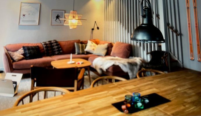 MODERN MYSIG STUGA MITT I FJÄLLANLÄGGNING - Bild 5