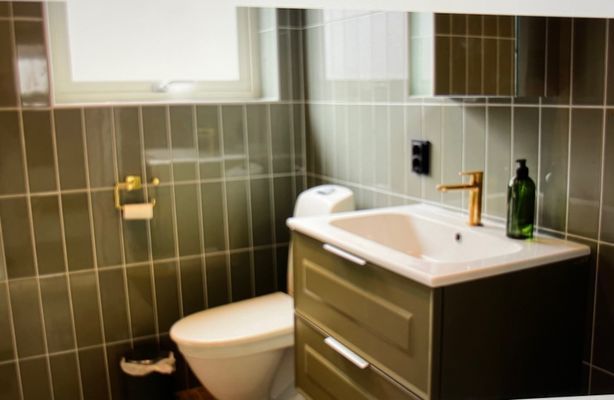 MODERN MYSIG STUGA MITT I FJÄLLANLÄGGNING - Bild 9