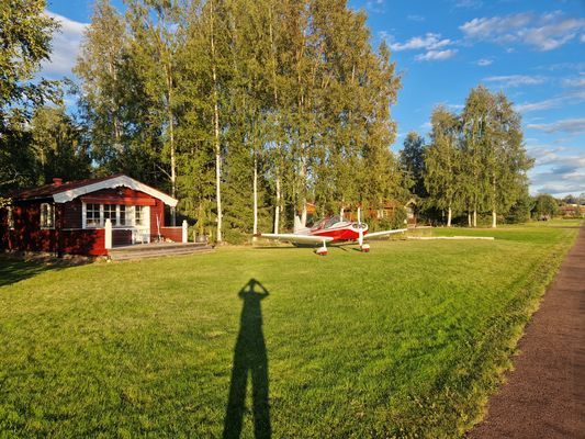 Stuga i bästa läge på Siljan Airpark