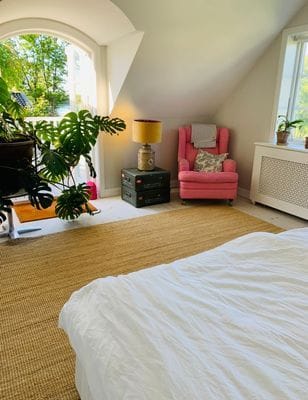 20-talscharm vid vattnet i Ålsten - Bild 20