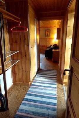 Grym stuga naturnära. Husdjuret får följa med! - Bild 12