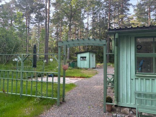 Idyllisk liten stuga vid Gamla Malmsjön - Bild 7