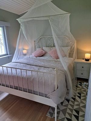 Charmig stuga vid badsjö - Bild 8