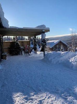Rymligt fjällhus med bastu och utsikt mot fjällen - Bild 7