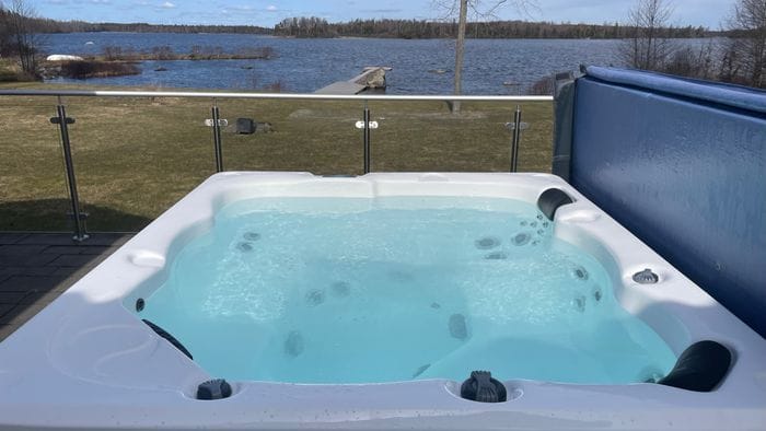 Nybyggd sjöstuga med fantastisk utsikt - Bild 15