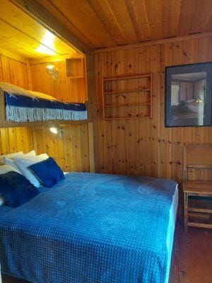 Grym stuga naturnära. Husdjuret får följa med! - Bild 14