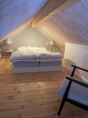 Loft med säng 160x200cm