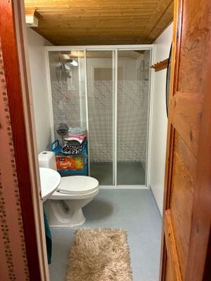 Stuga på bästa läge på sagoön IVÖ - Bild 23