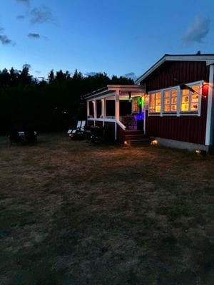 Stuga på bästa läge på sagoön IVÖ - Bild 4