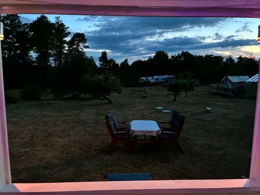 Stuga på bästa läge på sagoön IVÖ - Bild 12