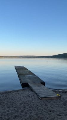 Sjönära lillstuga flogned