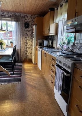 Mysig stuga på gård med bastu & eldplats - Bild 11