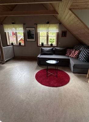 Mysig stuga på gård med bastu & eldplats - Bild 18