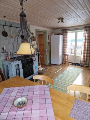 Hus med underbar utsikt i Jormvattnet - Bild 8