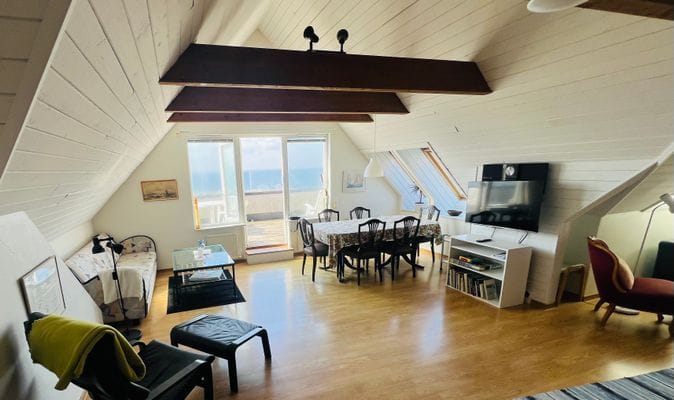 Viken nära havsbad och hamn - Bild 3