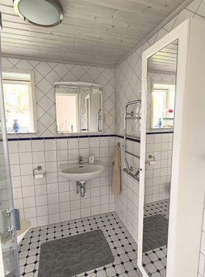 Charmig skärgårdsstuga vid Hönö Klåva Hamn - Bild 7
