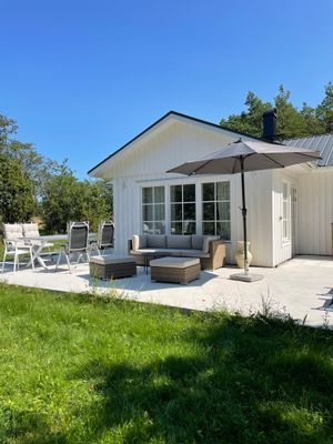 Mysig stuga nära Herta strand - Bild 5