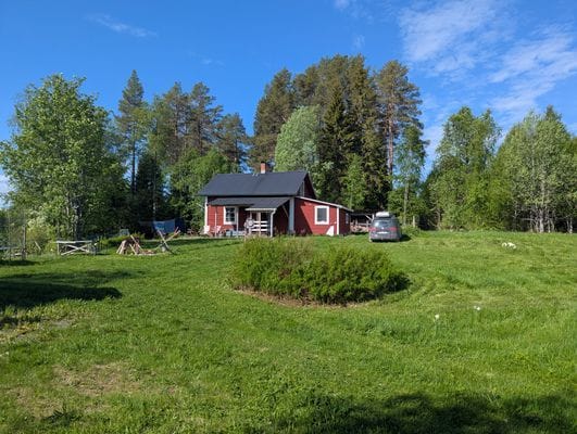 Timrad stuga nära fjällen - Bild 25