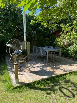 Grillplatsen i trädgården