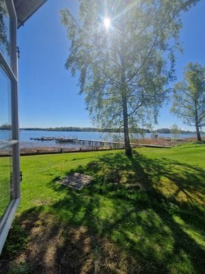 Boende 5 m från Vättern med roddbåt - Bild 2