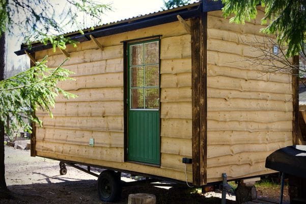 Vackert tiny house i naturområde - Bild 2