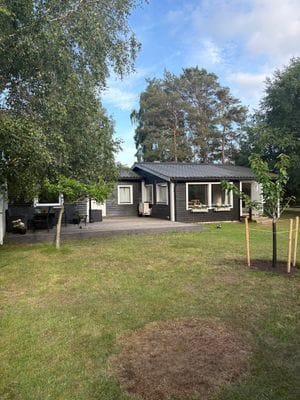 Fin stuga i Mellbystrand vid sandstrand - Bild 16