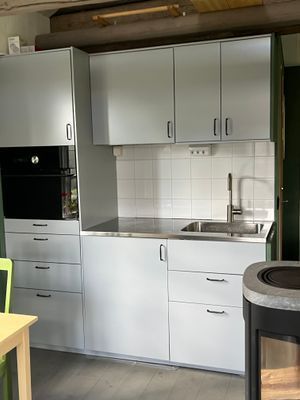 Röd liten stuga i Dalaidyll - Bild 6