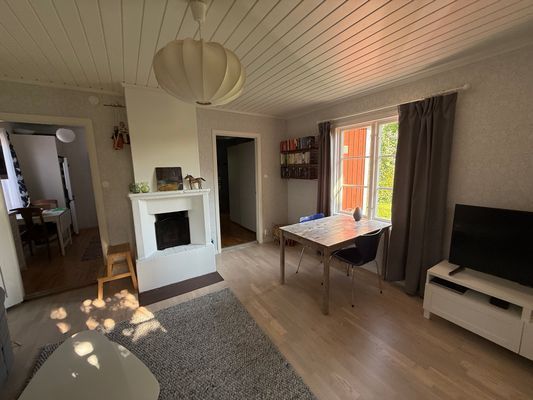 Mysig stuga i Byxelkrok, 1km till hav och strand - Bild 11