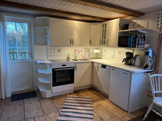 Stuga på gård i Roslagen - Bild 3