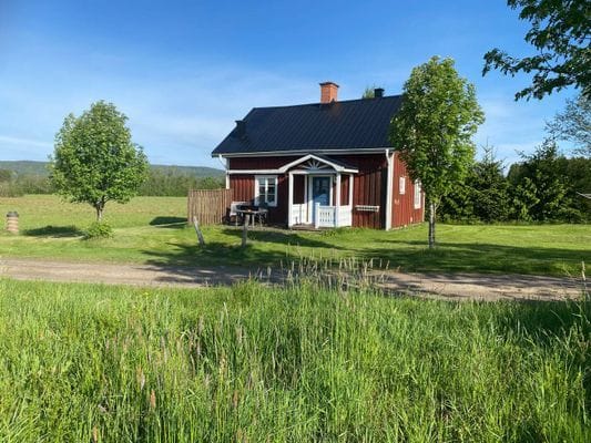 Ett naturnära hus i Sagolika Sunne