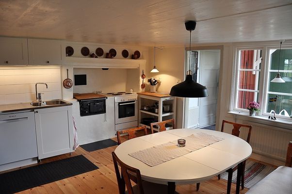 Charmigt hus med anor sent 1700-tal - Bild 8