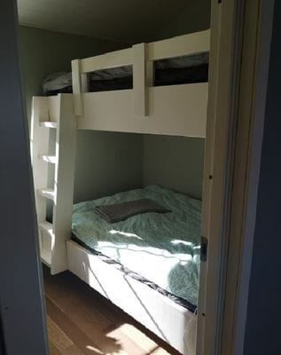 Nybyggd sjöstuga med fantastisk utsikt - Bild 30