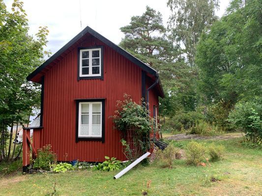Genuint torp med vågskvalp & magiska solnedgångar - Bild 11