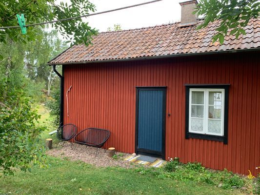 Genuint torp med vågskvalp & magiska solnedgångar - Bild 12