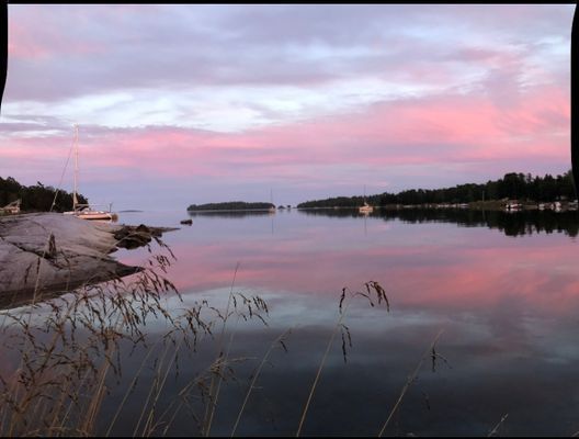 Rymligt skärgådshus med panoramautsikt över havet - Bild 19