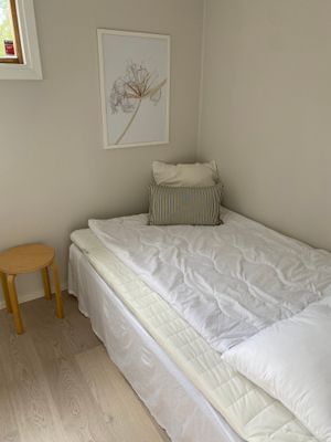 Litet sovrum i huvudhuset