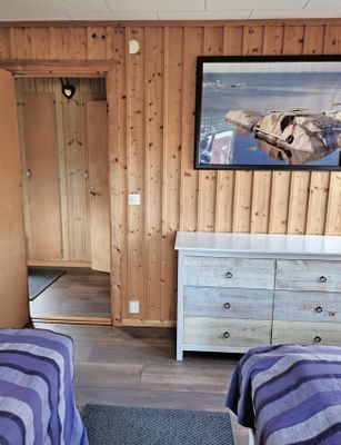 Långvik Möja. Stuga i pittoresk gårdsmiljö - Bild 9