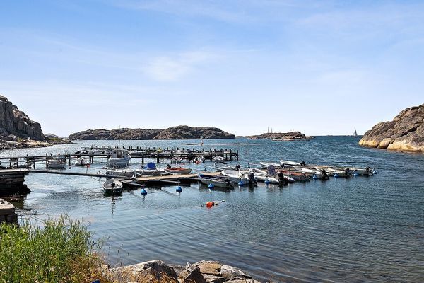 Sommaridyll i Heestrand nära hav, klippor och bad - Bild 8