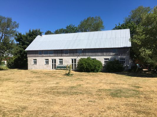 Unikt boende i ombyggd lada nära Hamra Sudret